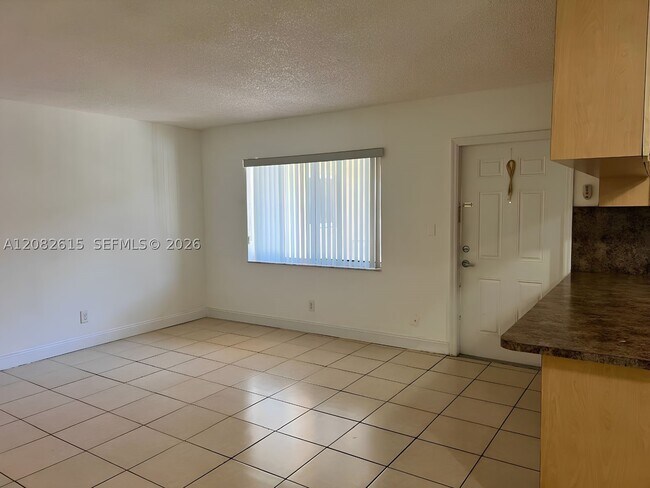 Photo - 7910 Taft St Unit 201