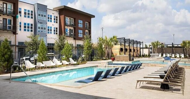 Photo - 6150 Alma Rd Unidad b23 Rental