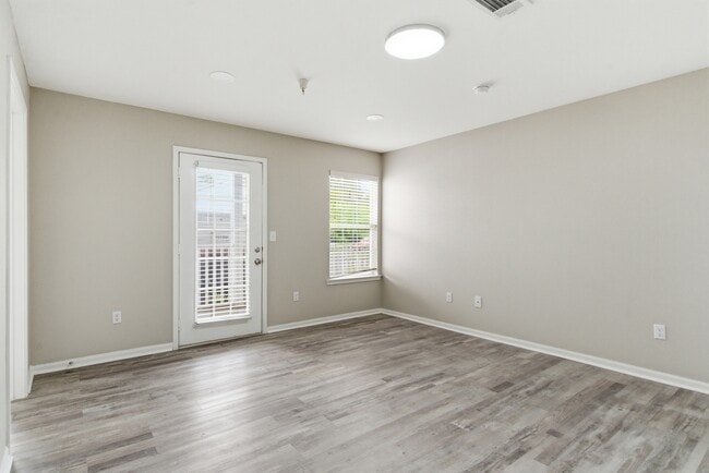 Photo - Bayou Village Apartments