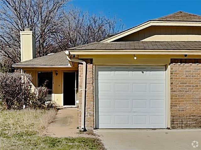 Building Photo - 1114 Landsdale Ln Rental