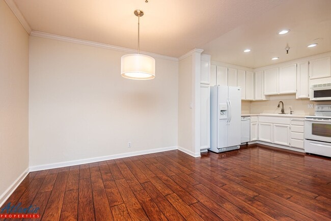 Photo - Old Mill Condo | Corner Unit | Desirable Location