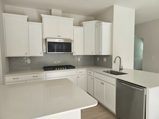 Photo - Room in House on Hamptons Cove Rd