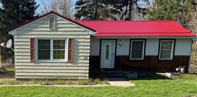 Building Photo - 533 E Main St Rental