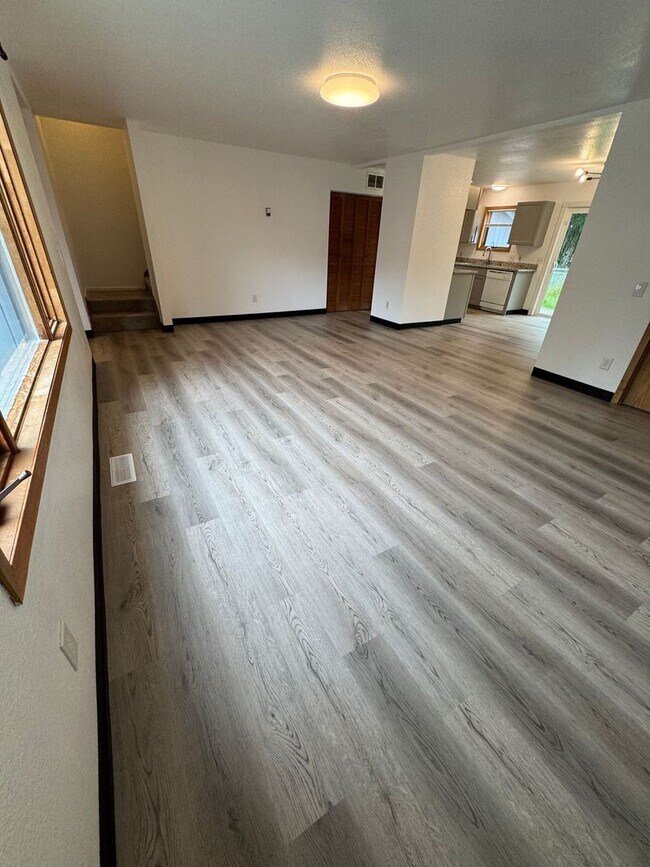 150 W Heritage Dr Unit 2