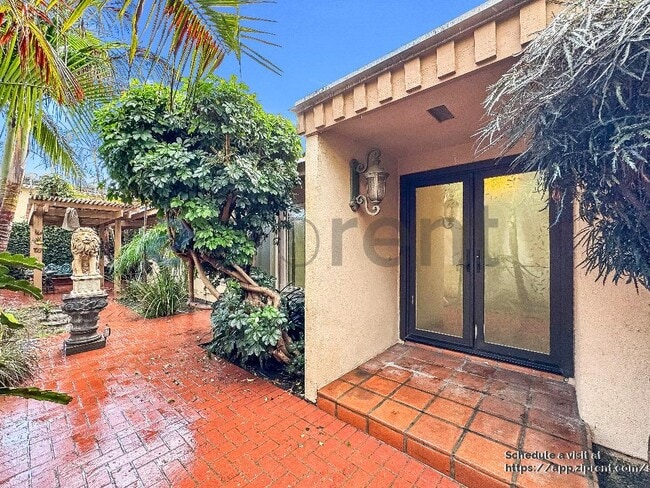 Photo - 12646 Beach St