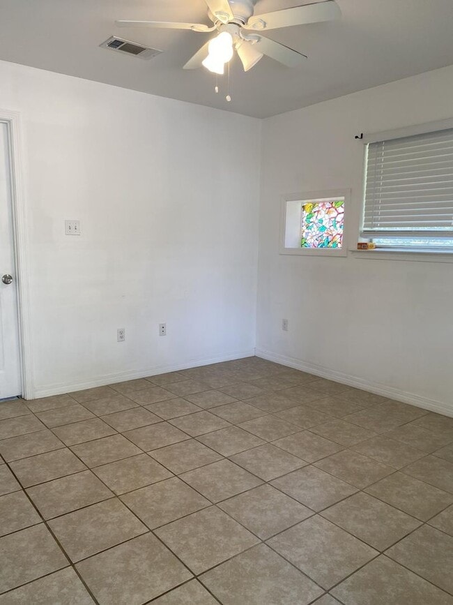 Photo - Available NOW! *PET FRIENDLY*