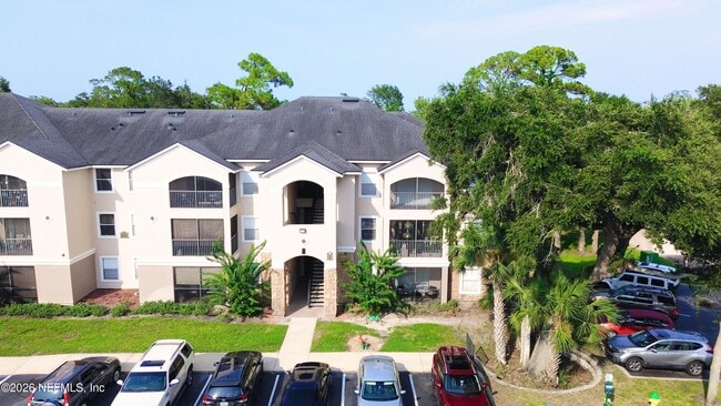Photo - 940 Village Trail Unit 8-307