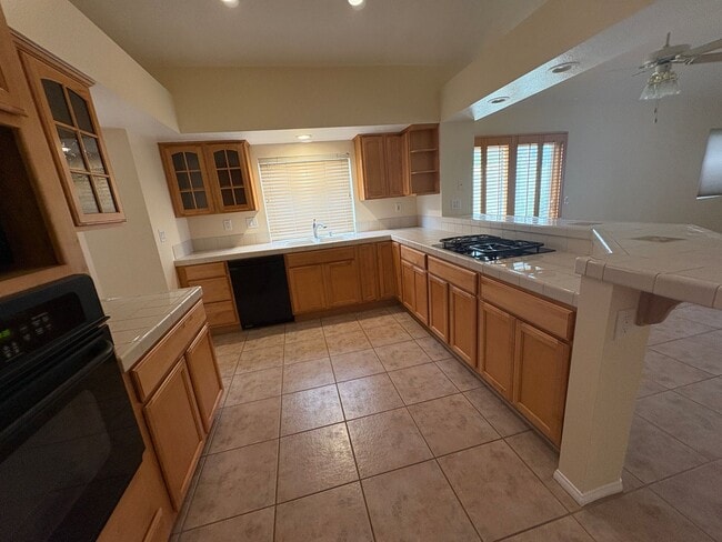 Photo - Beautiful Single-Story 3 Bedroom, 2 bath Home with Solar in Desirable East Highlands Ranch!