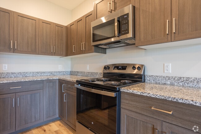 3BR, 2.5BA - 1,760SF - Kitchen