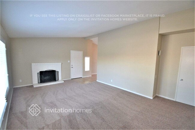 15384 Eleanor Ln