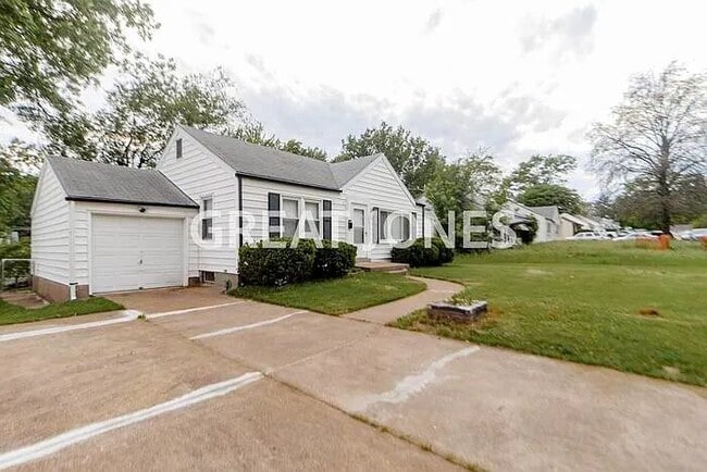 Photo - 2422 Wieck Dr