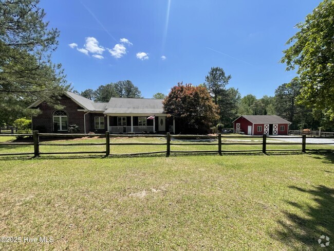 Building Photo - 358 Yadkin Run Ln Rental