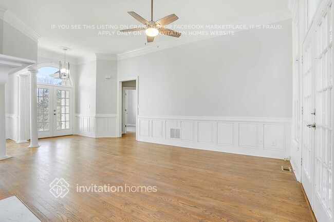 Photo - 1201 Bavarian Wood Close