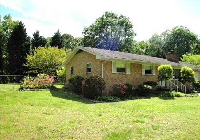 Photo - 3 bedroom/1 bathroom- Fenton Mill Road