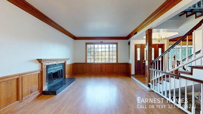 Building Photo - 4339 Alhama Dr