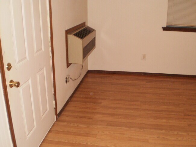 Photo - Cross Timbers Apartments