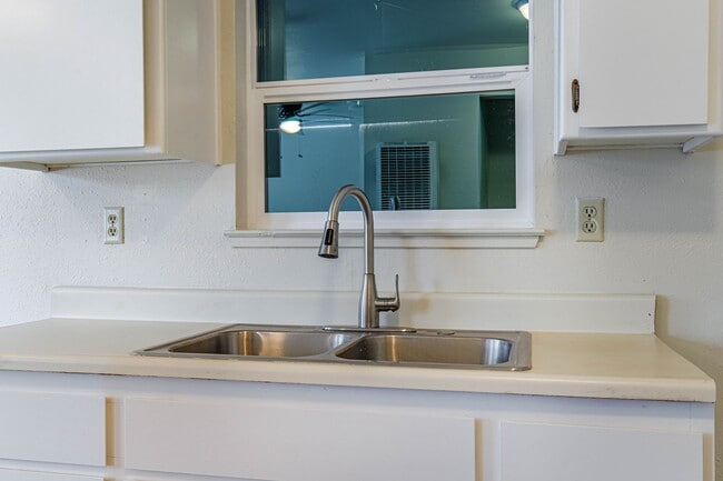 Photo - 522 Sierra Dr Unidad #B