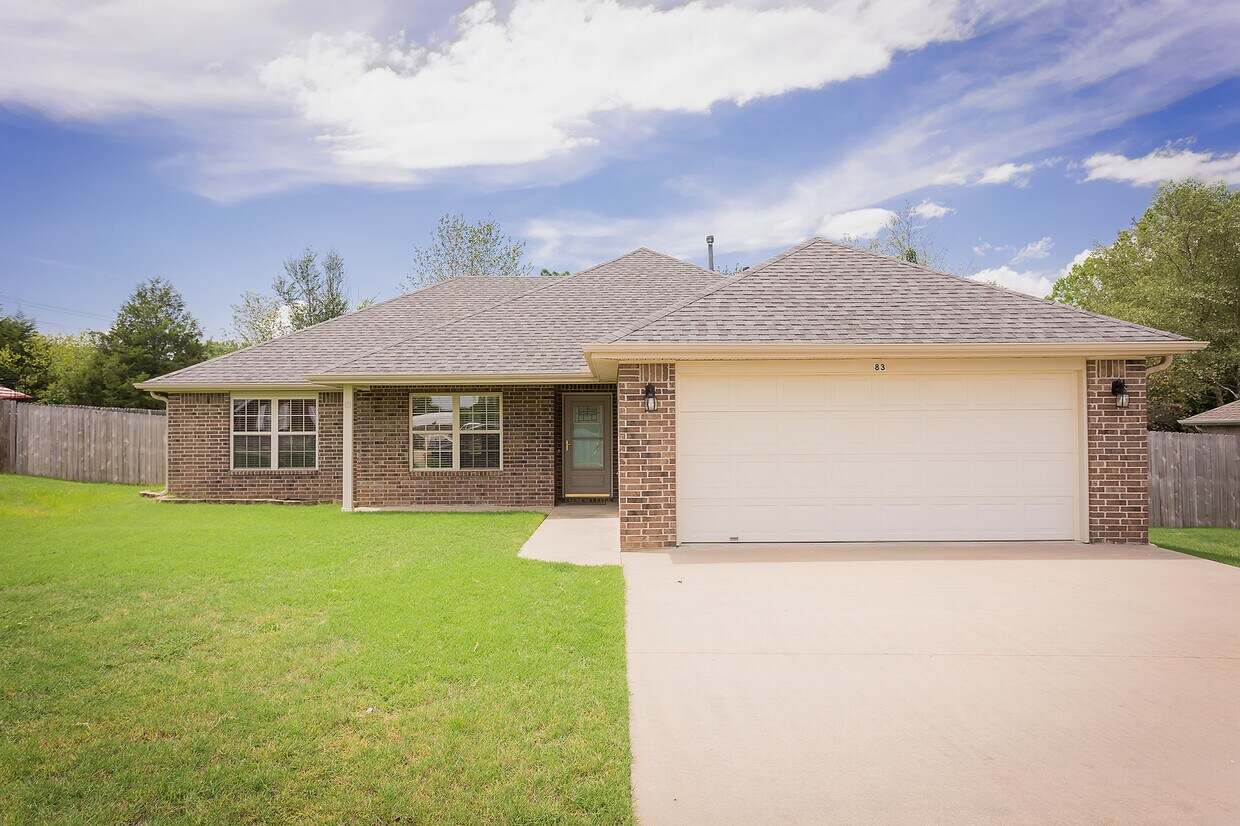 Photo - 83 U S A Dr (Fayetteville, AR)