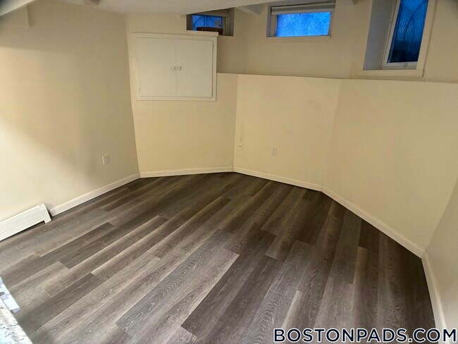 Photo - 51 S Huntington Ave Unidad B1