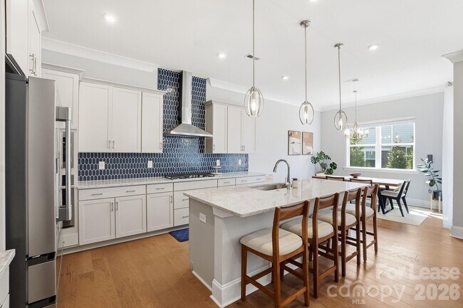 Photo - 4131 Merkland Ln