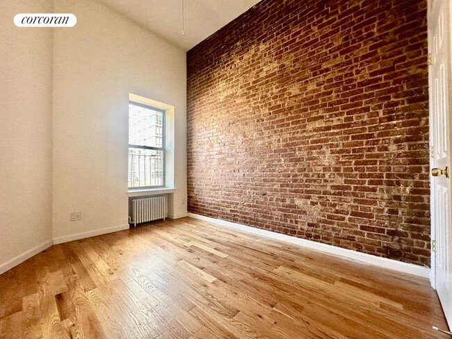 Photo - 316 W 51st St Apartment