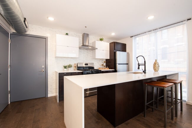 Photo - 2059 Germantown Ave Unidad 8