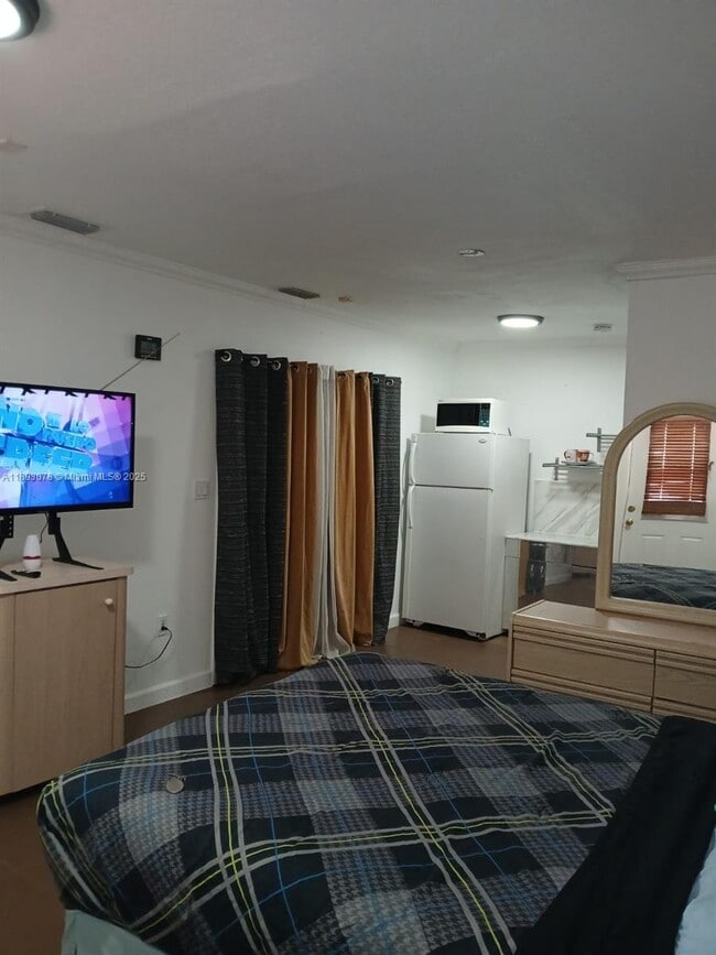Photo - 107 SW 154th St Unit 0
