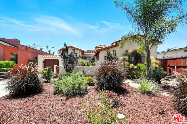 Building Photo - 8853 S Halldale Ave Rental