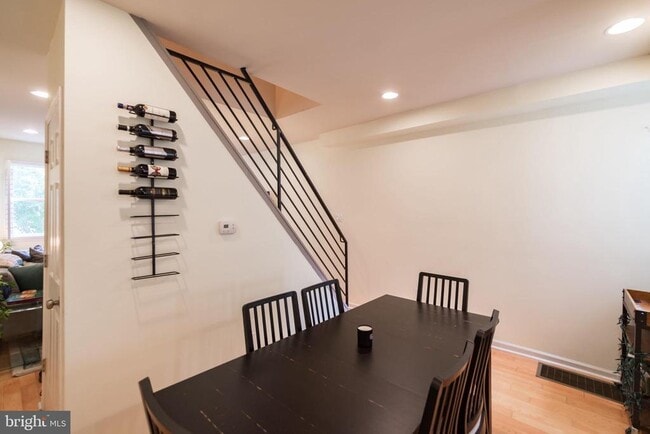 Photo - 752 N Uber St