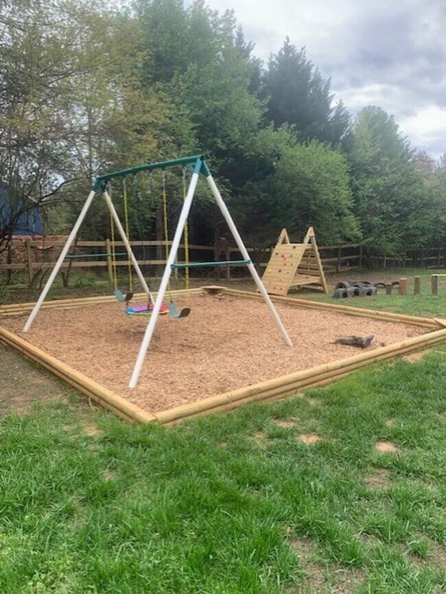 Photo - 561 Morris Bridge Rd