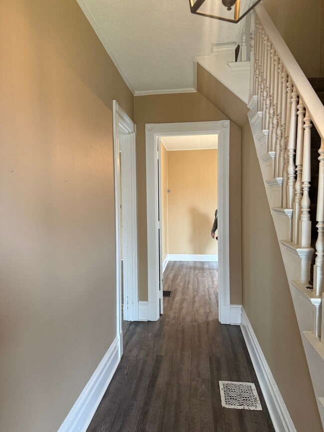 Photo - 415 S 13th St