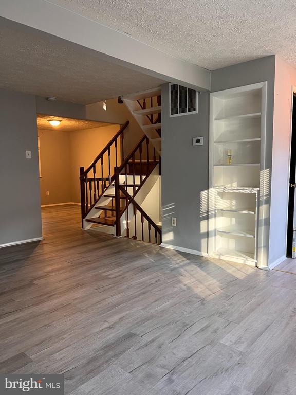 Photo - 8104 Willowdale Ct