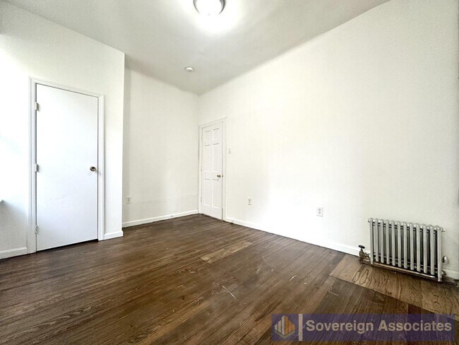 Photo - 529 W 151st St Unit 42