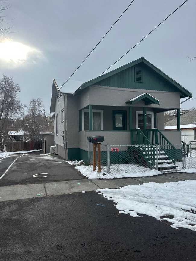 Building Photo - N10th332 Unit N10th332-B