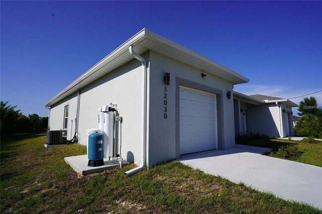 Photo - 12030 Tetzel Ave