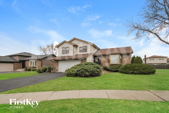 Photo - 6048 White Birch Ln