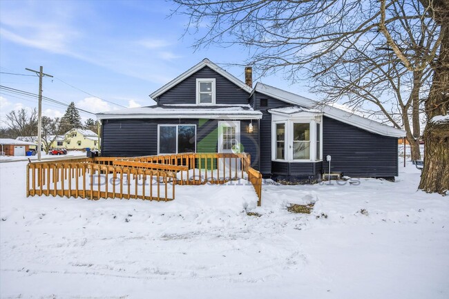 Photo - Stunning Fully Remodeled 3 Bed Home on a Huge Lot in Coopersville