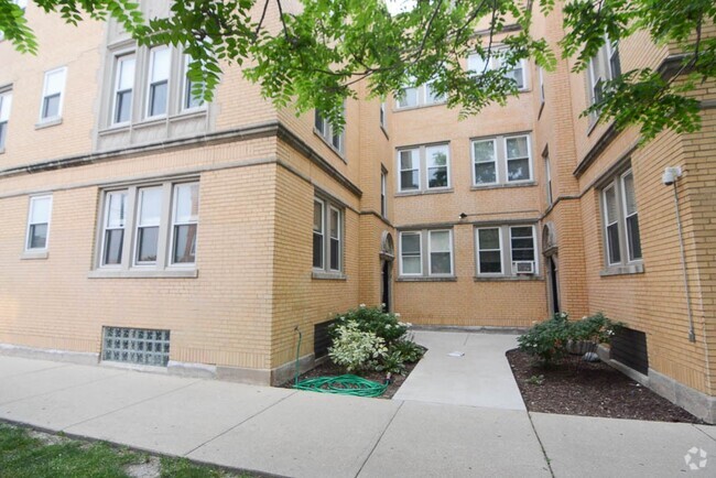 Building Photo - 2357 N Drake Ave Rental