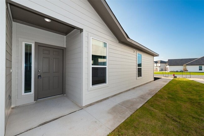 Photo - 403 Cross Barn Blvd