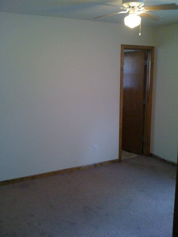 Photo - 310 Tarver St SE