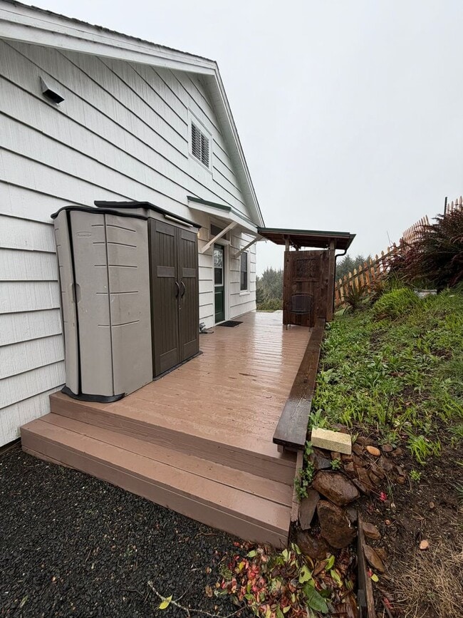 Photo - Beautiful 3 Bed / 2 Bath House With a Gorgeous View!