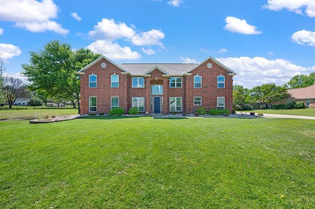 Photo - 907 Mission Dr