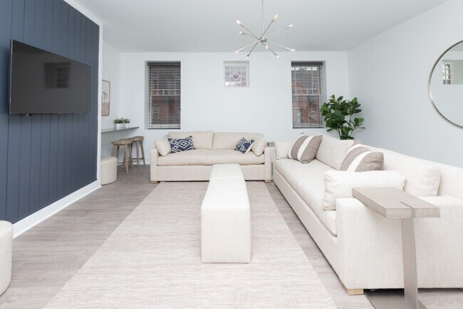 Photo - Chateaus at 1012 N Calvert