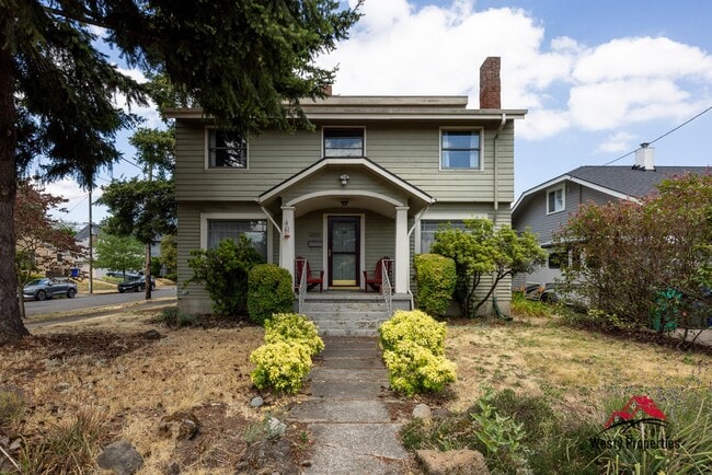 Photo - 2407 NE Skidmore St
