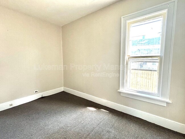 Photo - 1011 N Church St