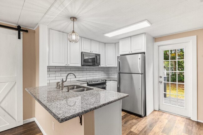 Photo - 68 Angelo Ln