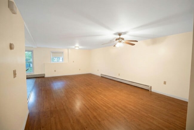 Living Space - 273 S Main St Unit 2