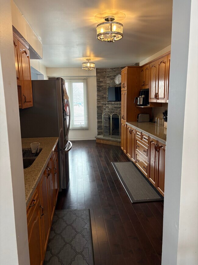 Photo - 30 Thatcher Crt