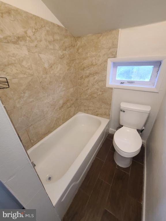 Photo - 403 Pennington Ave Unit 7