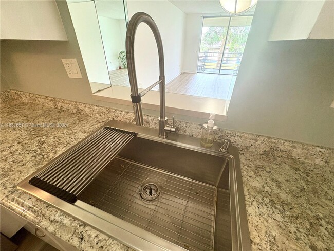 Photo - 2860 Somerset Dr Unit 211K